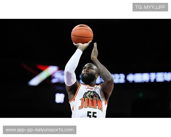 逆境中的坚持,球队逆转晋级的传奇瞬间!,篮球史上逆转 逆境中的坚持,球队逆转晋级的传奇瞬间!,篮球史上逆转