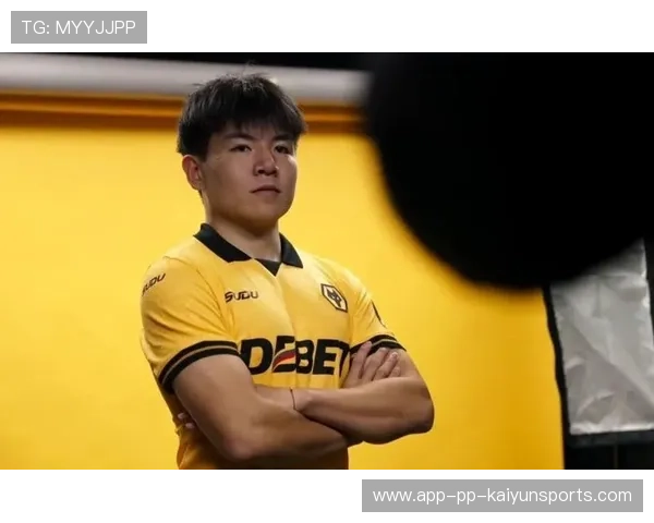 徐彬加盟狼队,英超挑战开启新赛季征程 徐彬加盟狼队,英超挑战开启新赛季征程